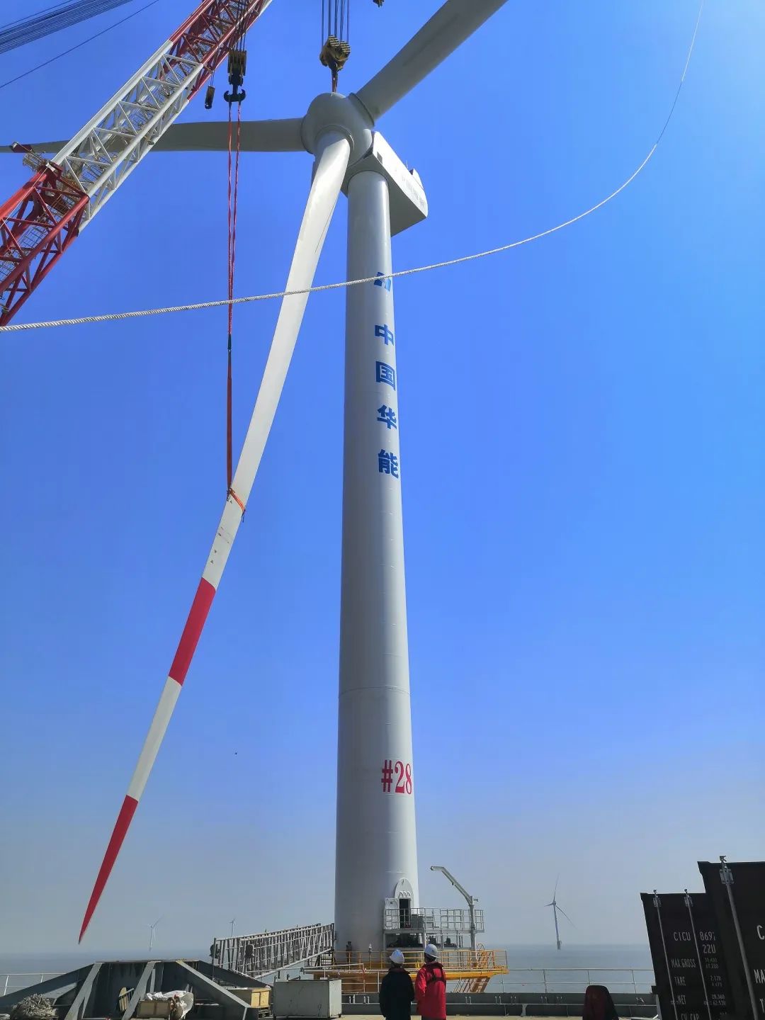 盛東如東海上風(fēng)電項(xiàng)目復(fù)工后首臺風(fēng)機(jī)安裝完成_施工